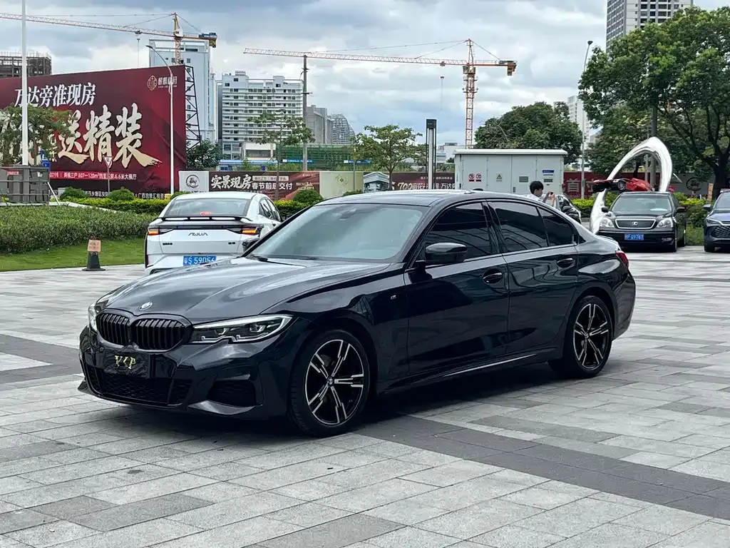 BMW 3 Series — фото 1