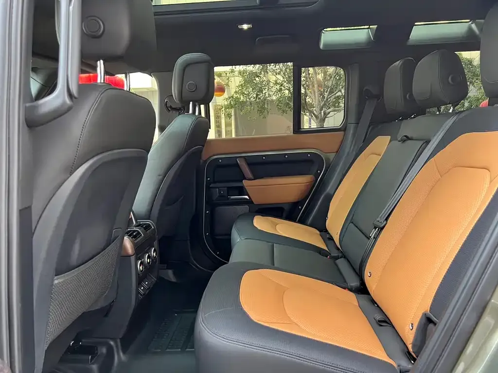 Land Rover Defender — фото 3