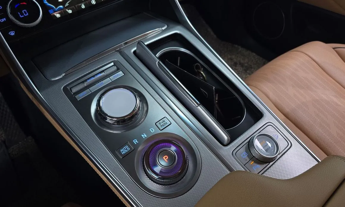 Genesis GV80 — фото 10