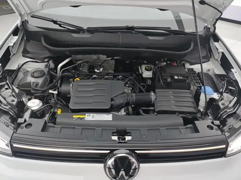 Volkswagen Tharu — фото 9