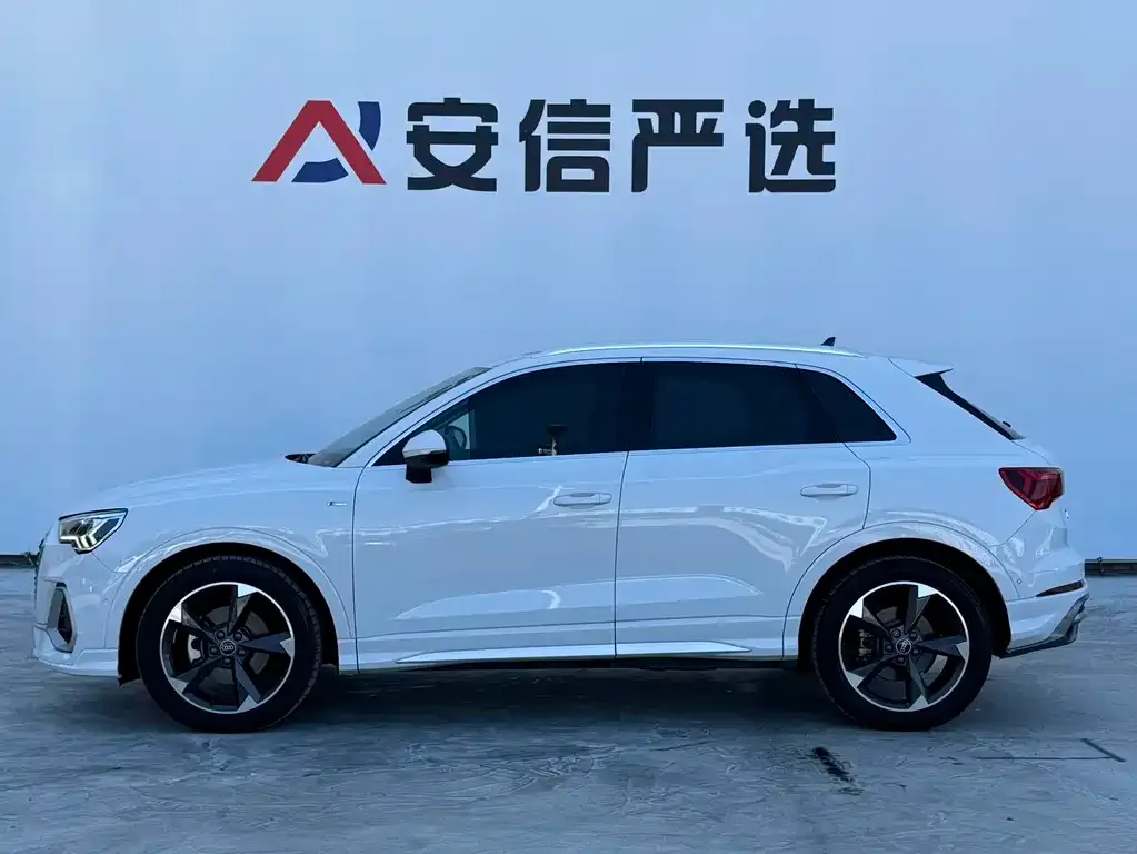 Audi Q3 — фото 2