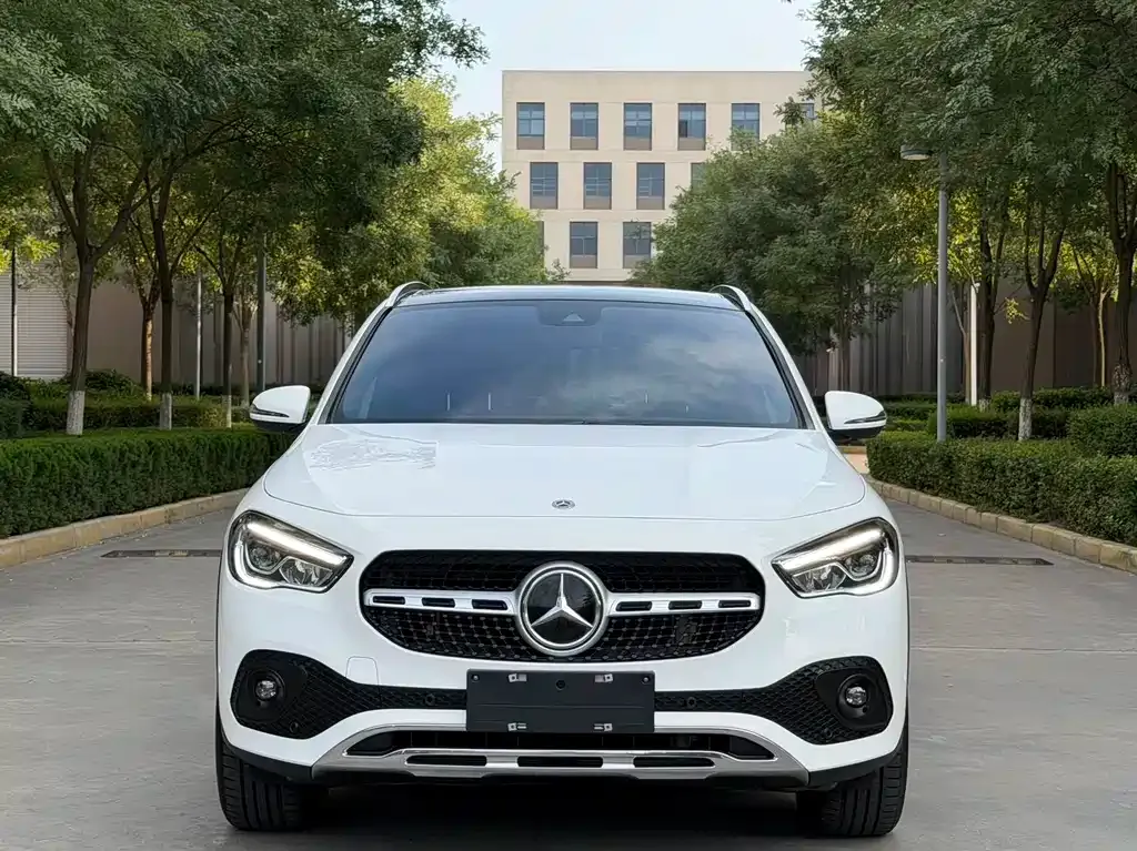Mercedes-Benz GLA — фото 8