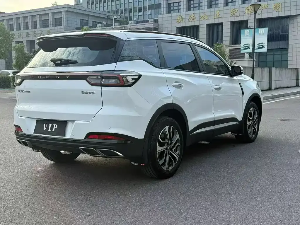 Chery Tiggo 7 PLUS — фото 9