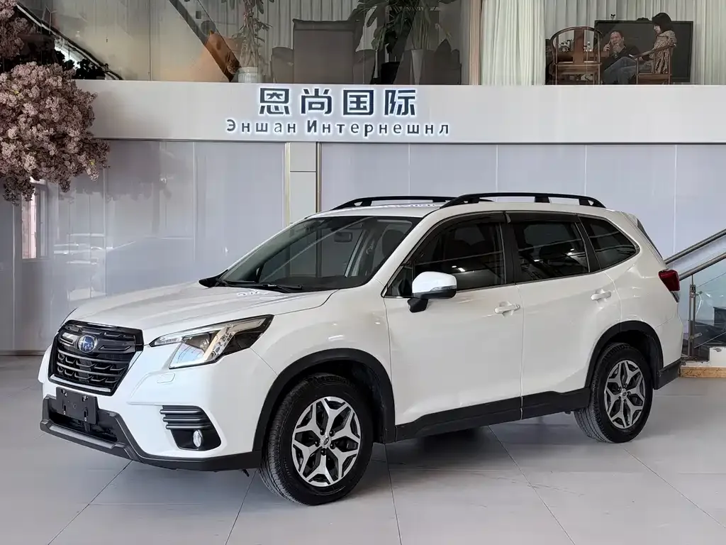 Subaru Forester — фото 7