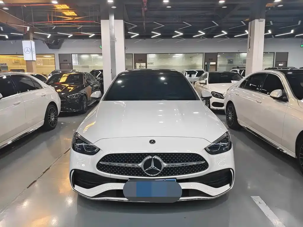 Mercedes-Benz C-Class — фото 10