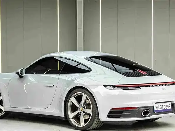 Porsche 911 — фото 6