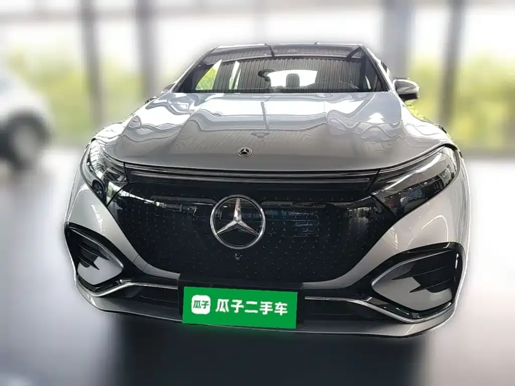 Mercedes-Benz EQS SUV — фото 7