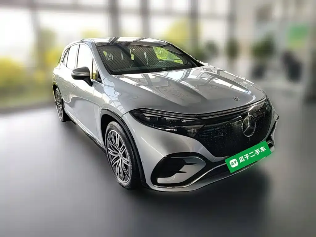 Mercedes-Benz EQS SUV — фото 9