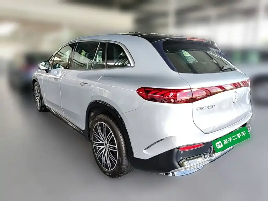 Mercedes-Benz EQS SUV — фото 5