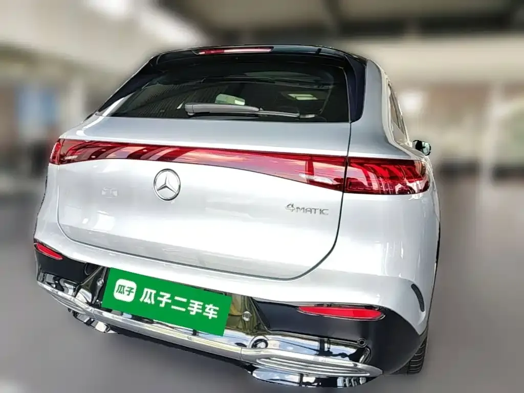 Mercedes-Benz EQS SUV — фото 8