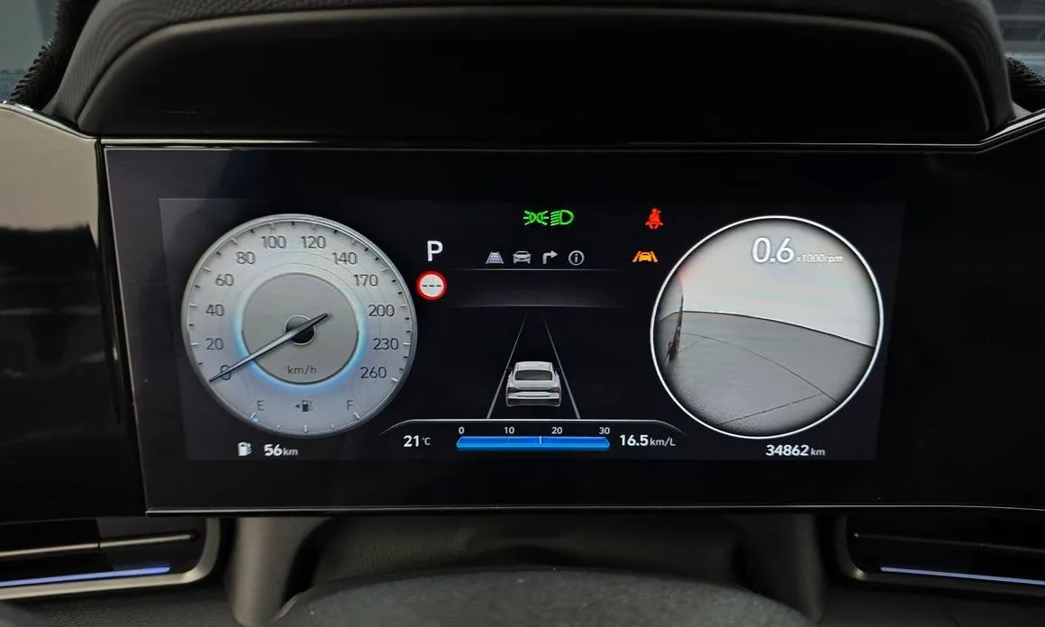 Hyundai AVANTE — фото 2