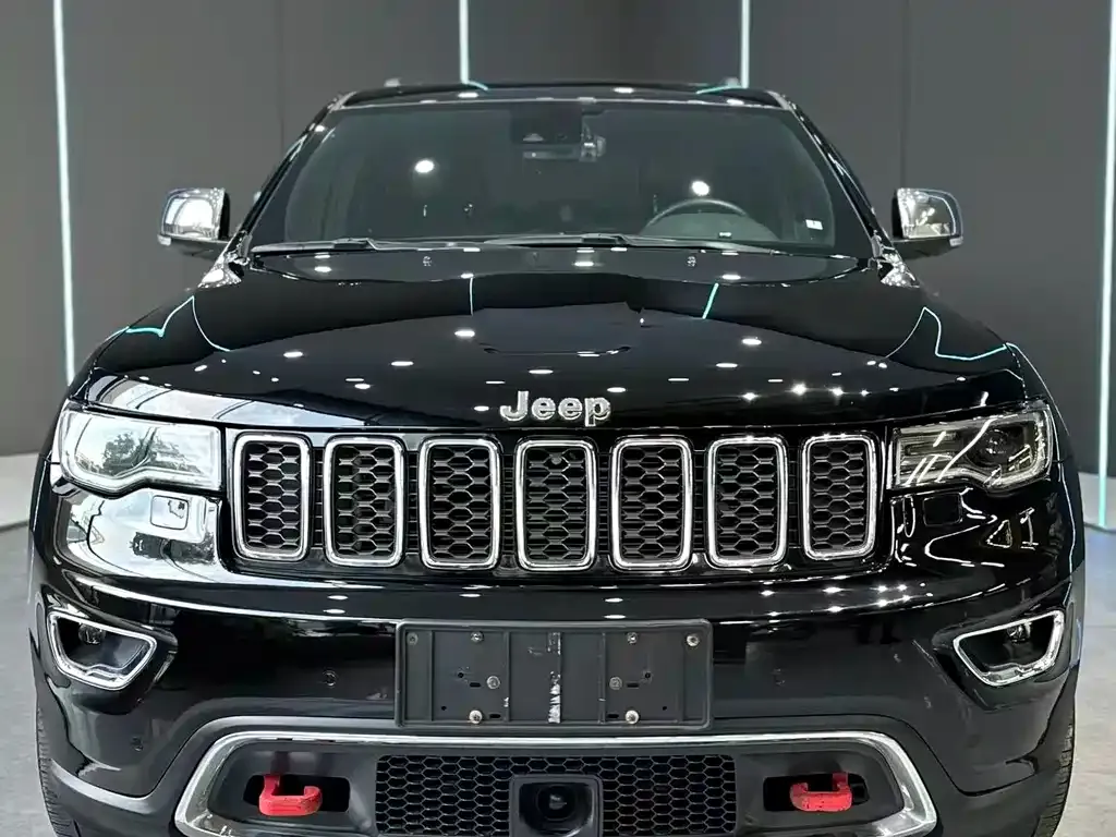 Jeep Grand Cherokee (Import) — фото 4