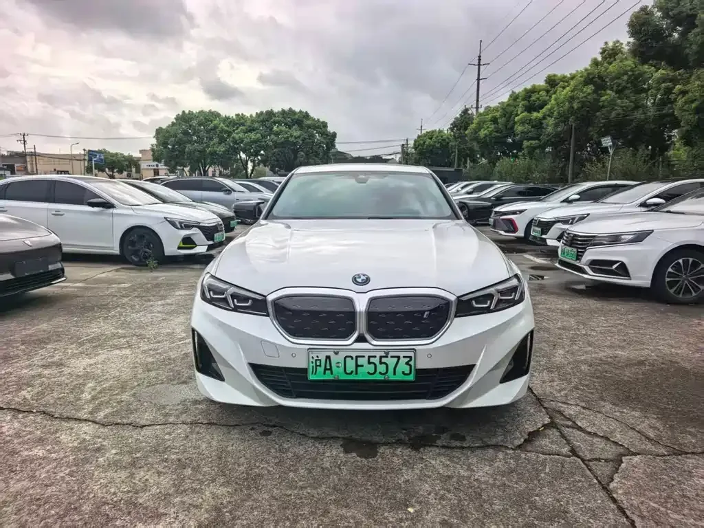 BMW i3 — фото 1