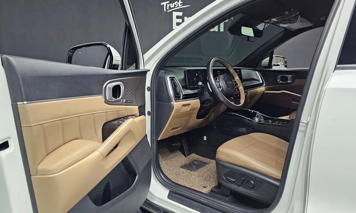 Kia Sorento — фото 7