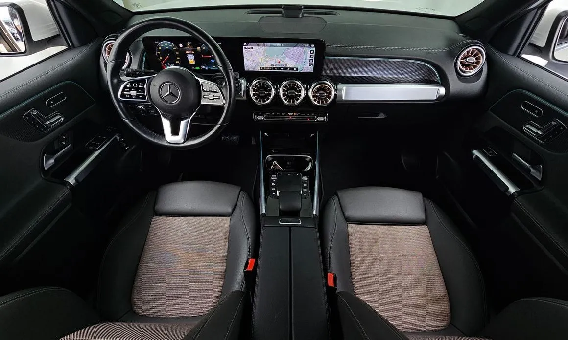 Mercedes-Benz EQB — фото 10