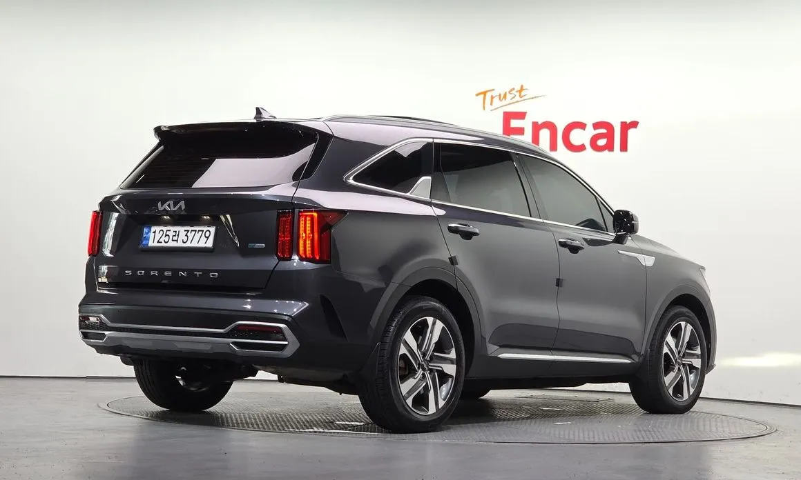 Kia Sorento — фото 3