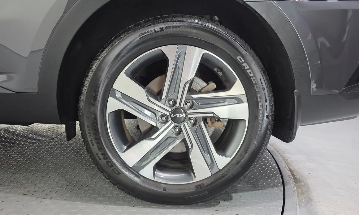 Kia Sorento — фото 8