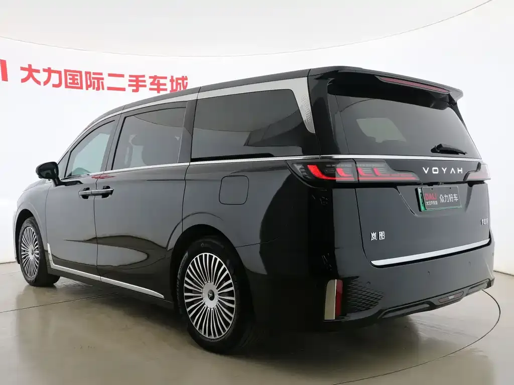 VOYAH Dreamer — фото 4