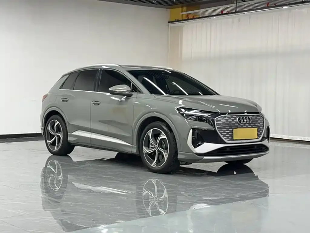 Audi Q4 e-tron — фото 9
