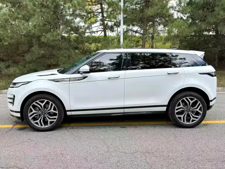 Land Rover Evoque — фото 6