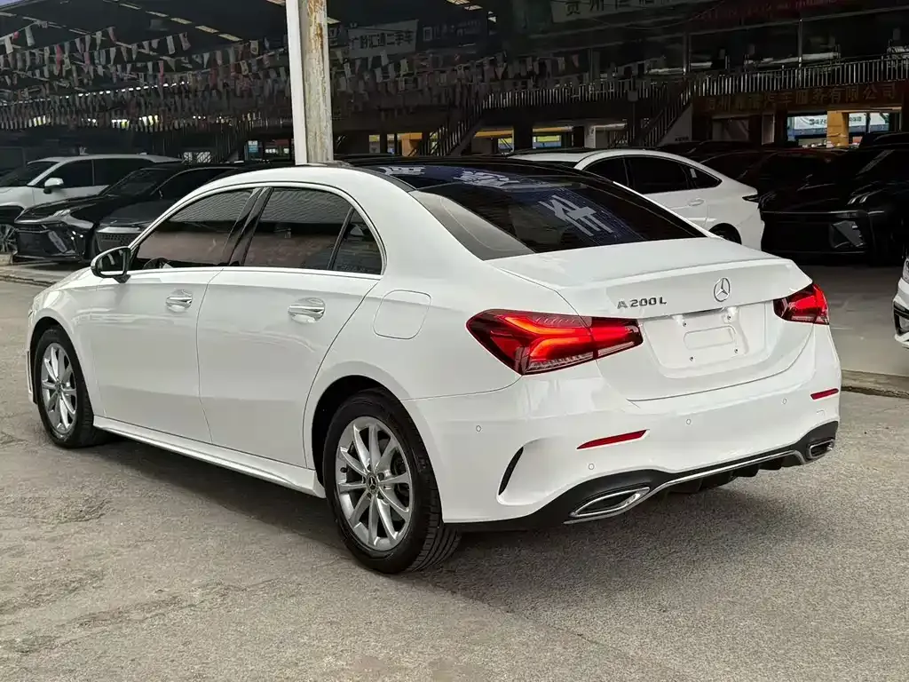 Mercedes-Benz A-Class — фото 10