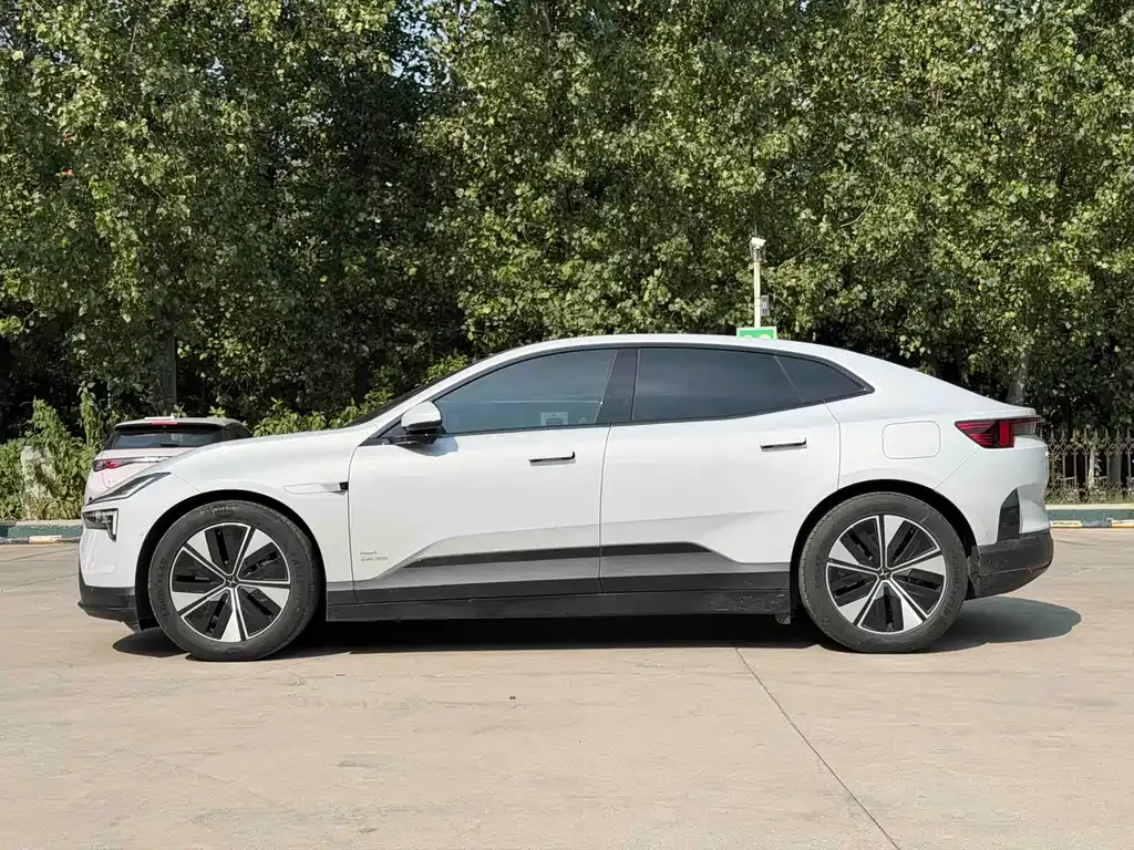 Polestar Polestar 4 — фото 4