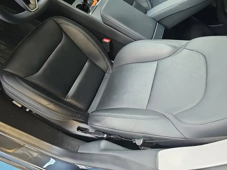 Tesla Model 3 — фото 4