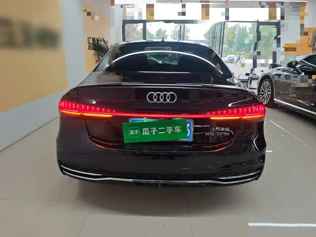 Audi A7L — фото 3