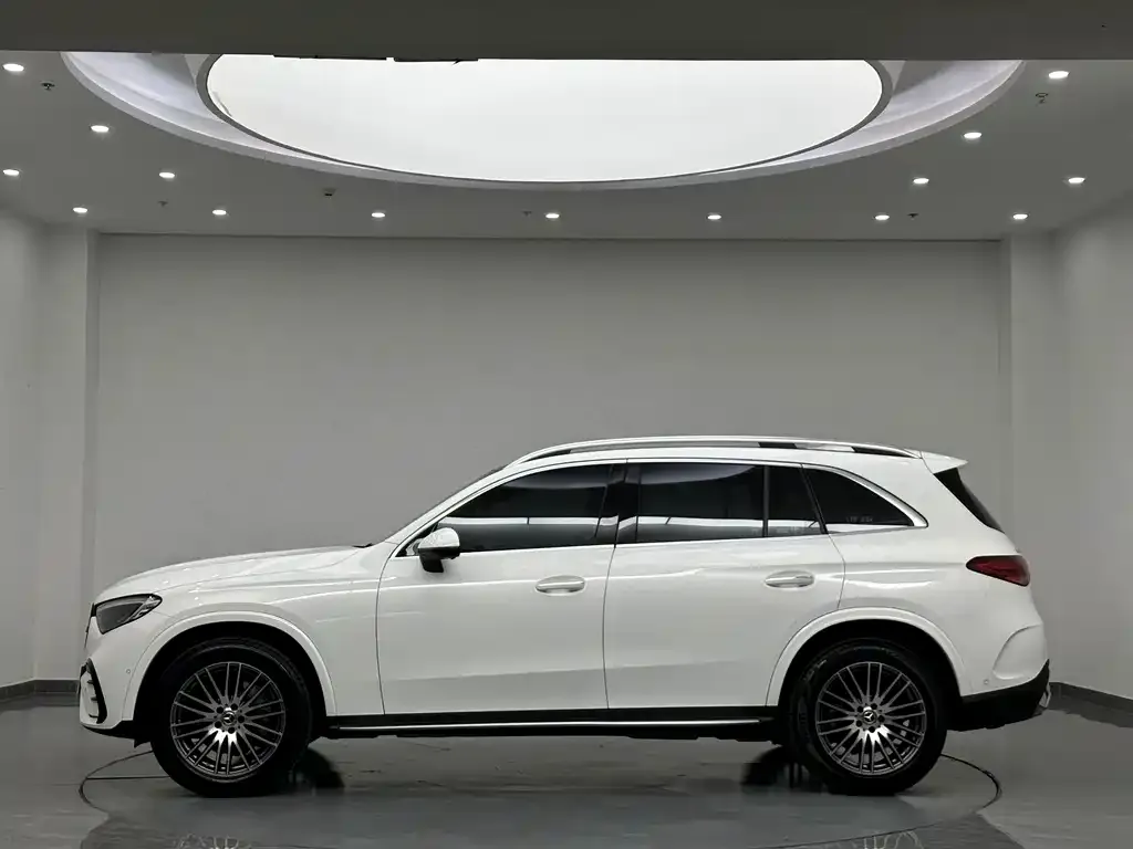 Mercedes-Benz GLC — фото 9