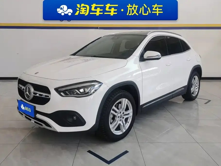 Mercedes-Benz GLA — фото 1
