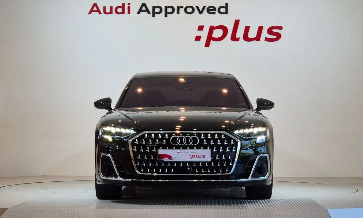 Audi A8 — фото 4