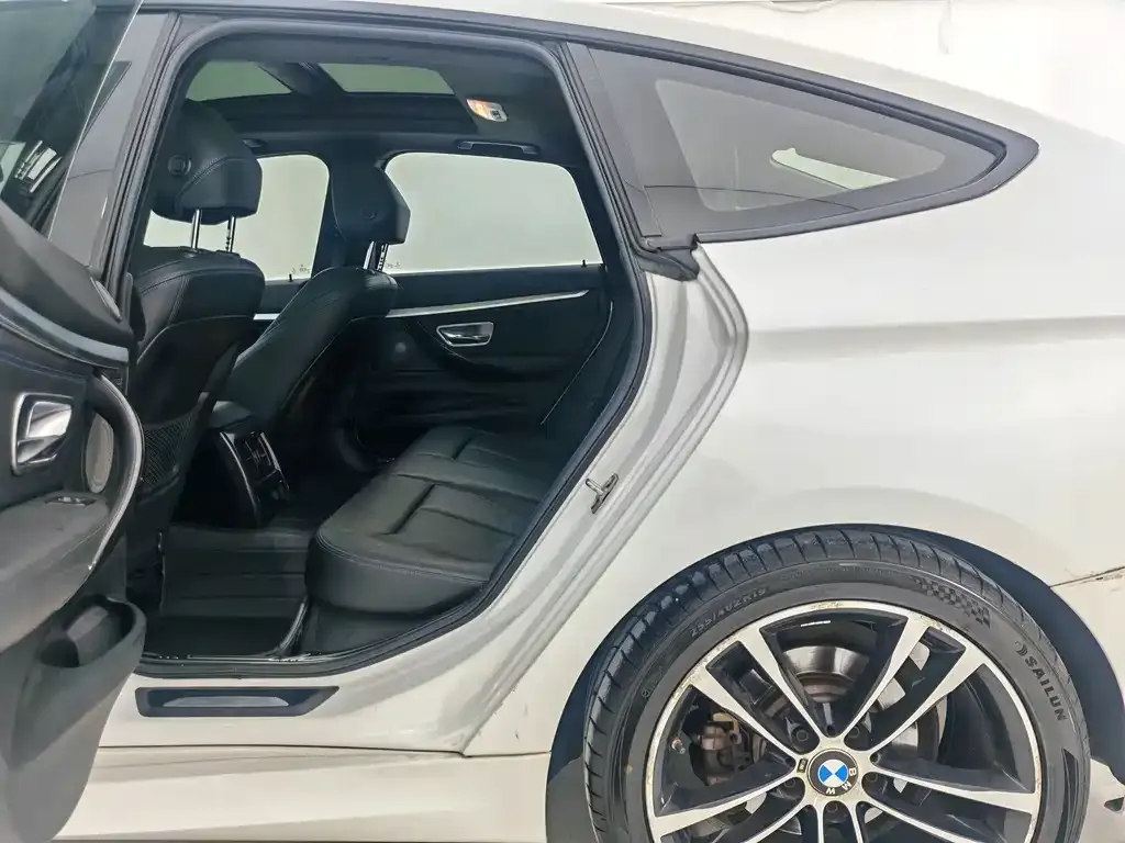 BMW 3 Series GT — фото 2