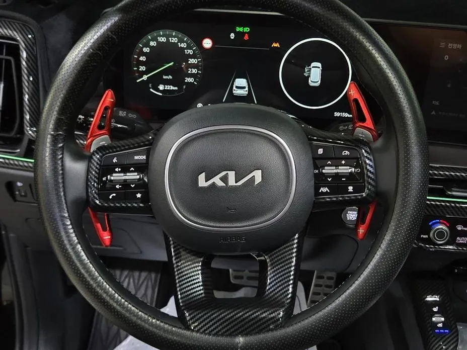 Kia Sorento — фото 9
