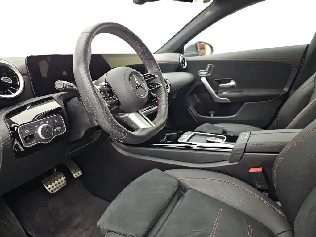 Mercedes-Benz CLA (Import) — фото 3