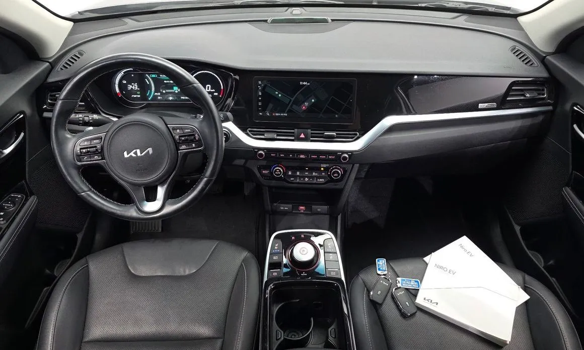 Kia Niro — фото 9