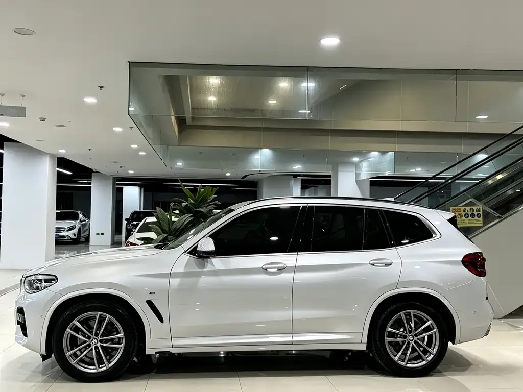 BMW X3 — фото 2