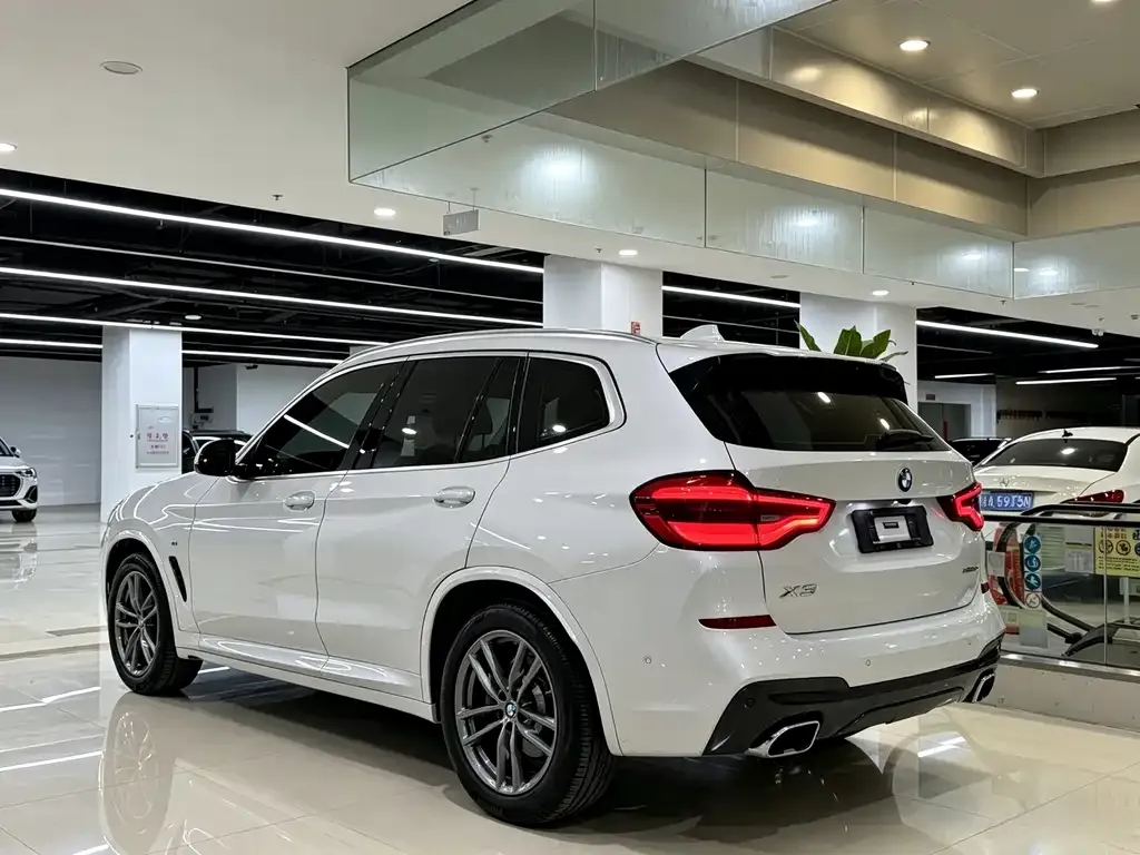 BMW X3 — фото 4