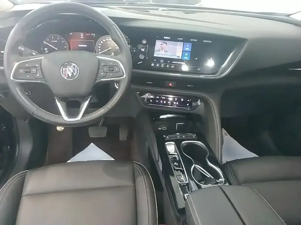 Buick Envision Plus — фото 5