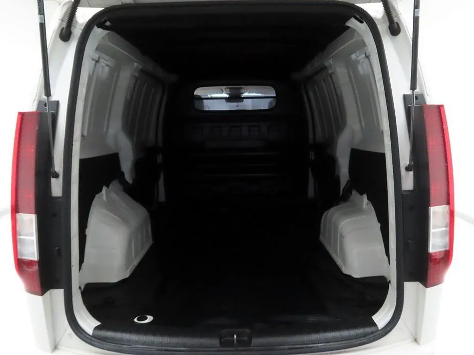 Hyundai Staria — фото 3