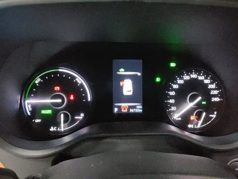 Toyota Sienna — фото 2