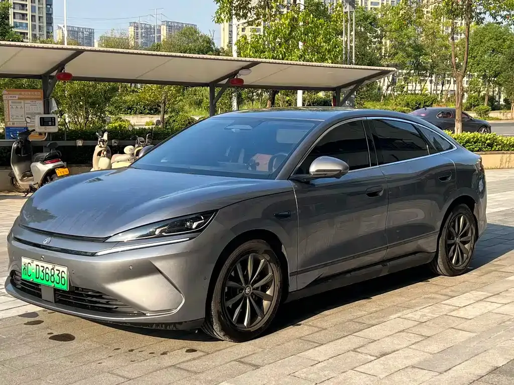 BYD Qin L — фото 9