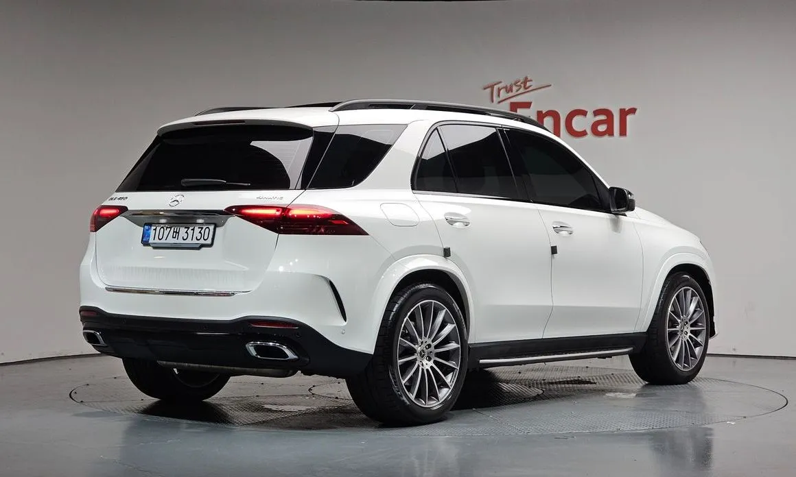 Mercedes-Benz GLE-Class — фото 6