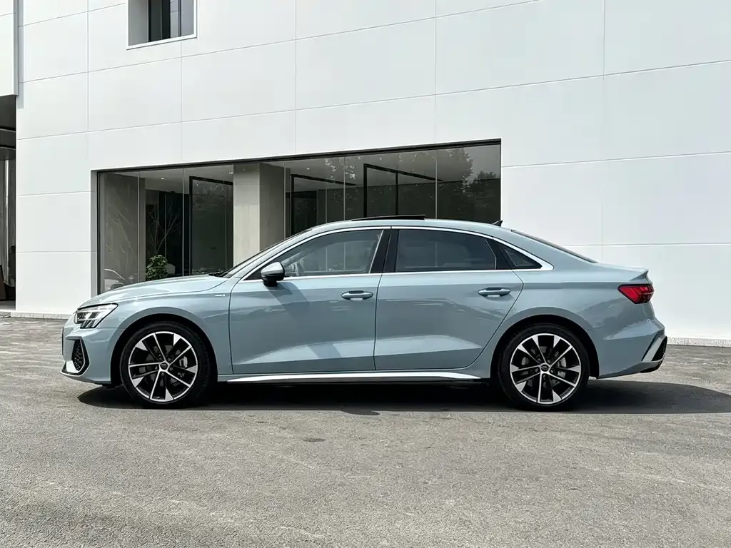 Audi A3 — фото 9