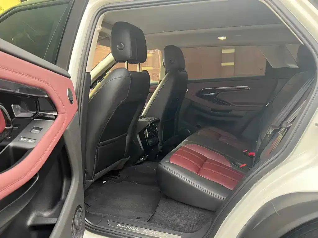 Land Rover Evoque — фото 10