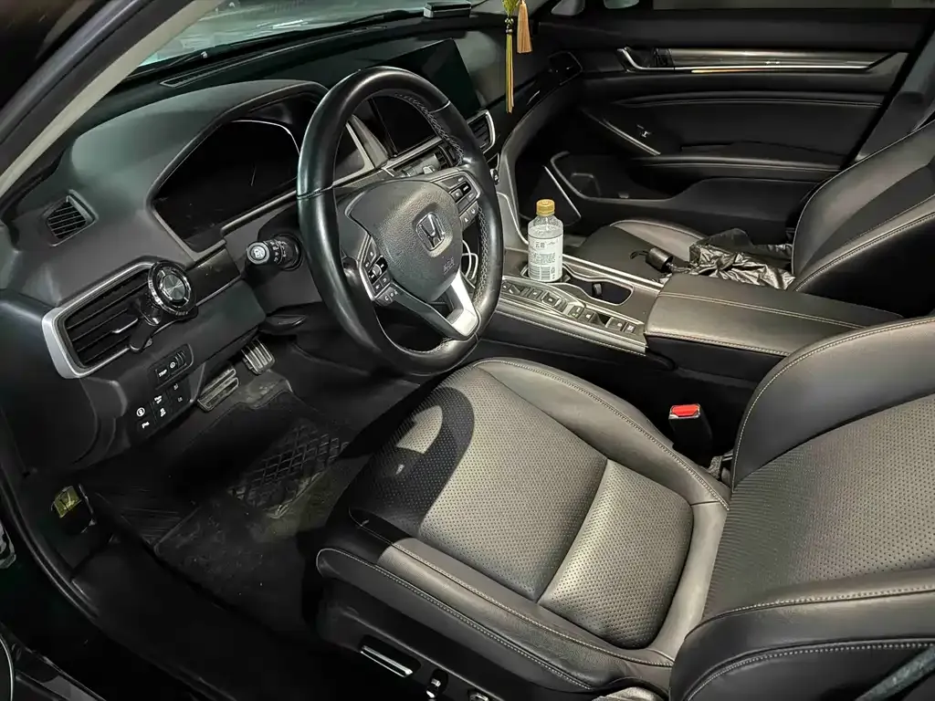 Honda Accord — фото 2