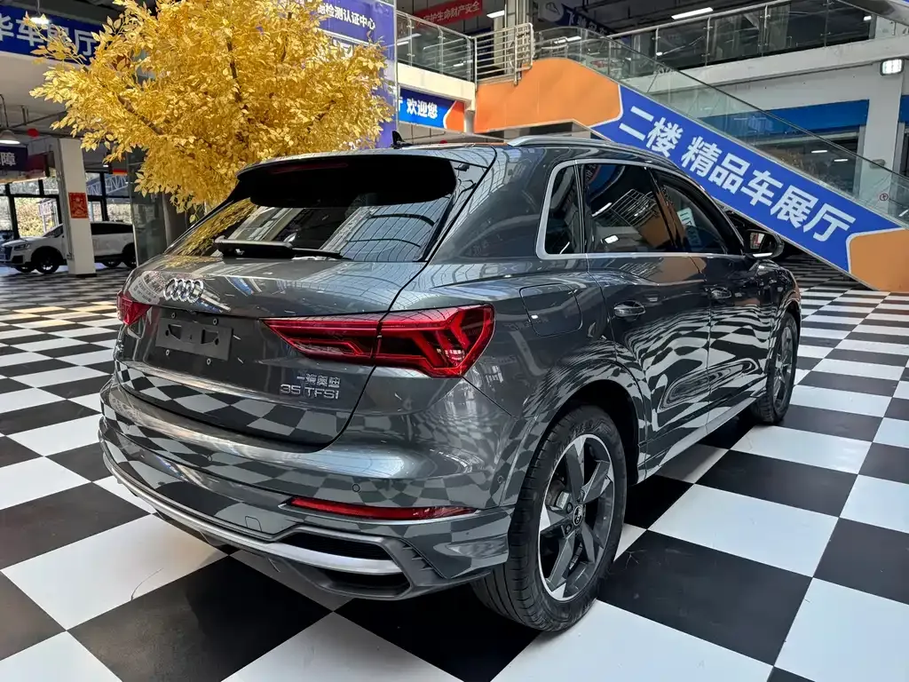 Audi Q3 — фото 2