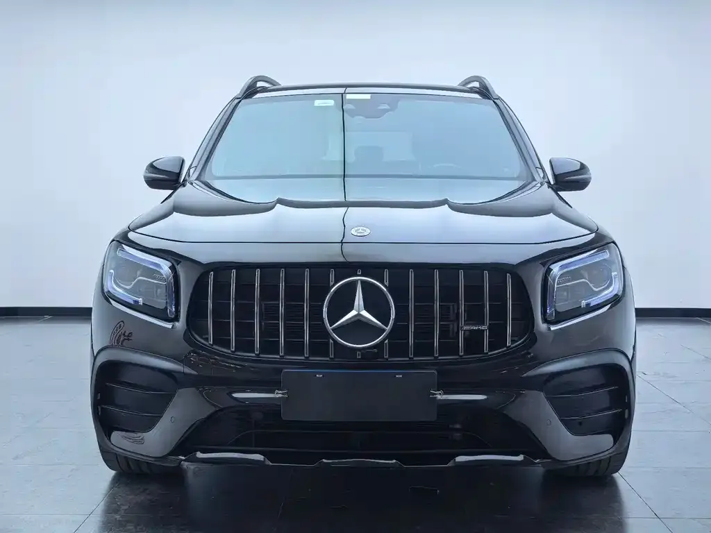 Mercedes-Benz GLB AMG — фото 2
