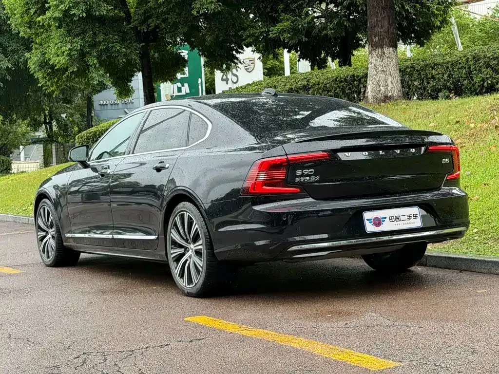 Volvo S90 — фото 7