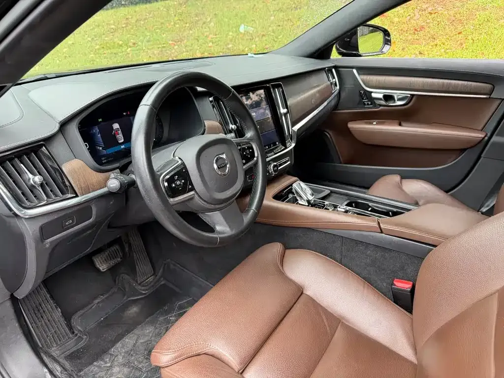 Volvo S90 — фото 4