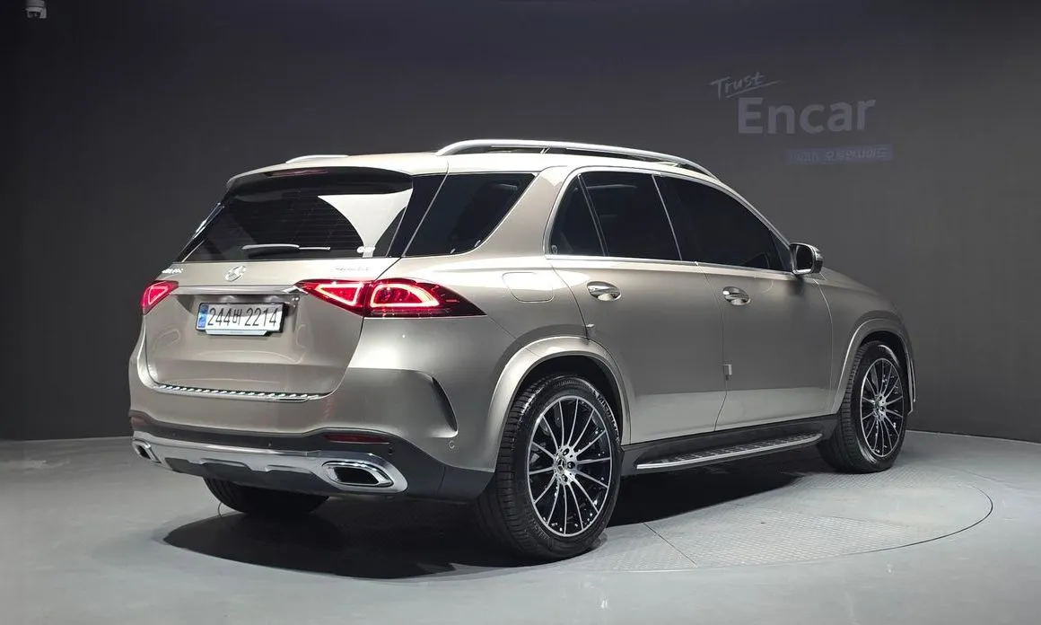 Mercedes-Benz GLE-Class — фото 5